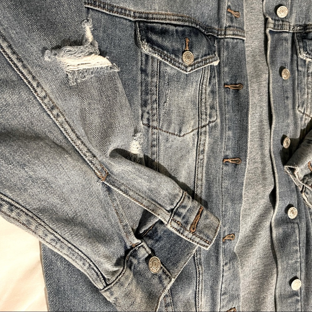 PacSun Oversized Distressed Denim Jacket